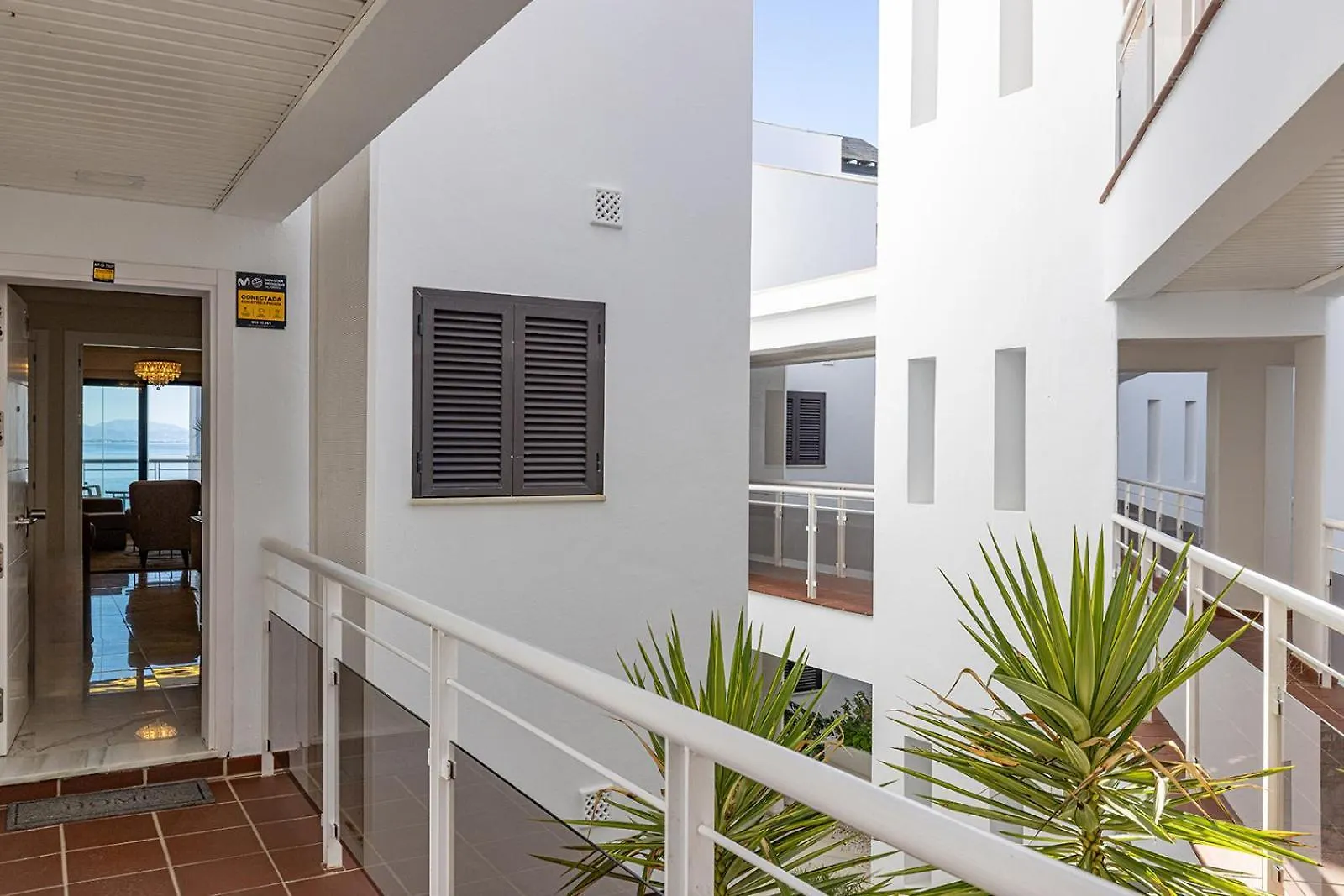 Amazing Frontline Beach Apartment With Sea And Mountain Views Bahia de Casares